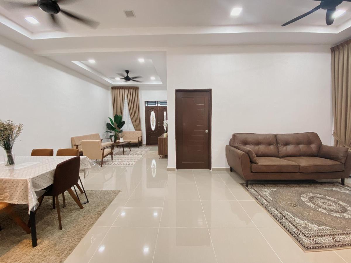 De Jara Guesthouse Dungun For Malay Exterior foto